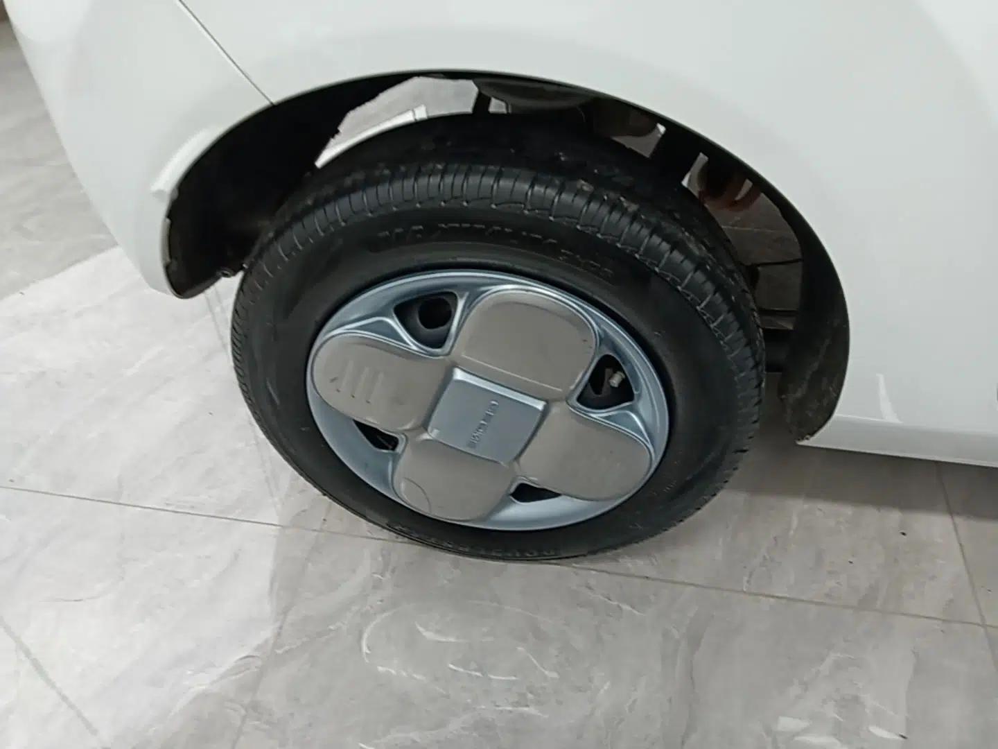 Geely Galaxy Panda 2024 Panda Mini 200km Endurance Bear — миниатюра 11