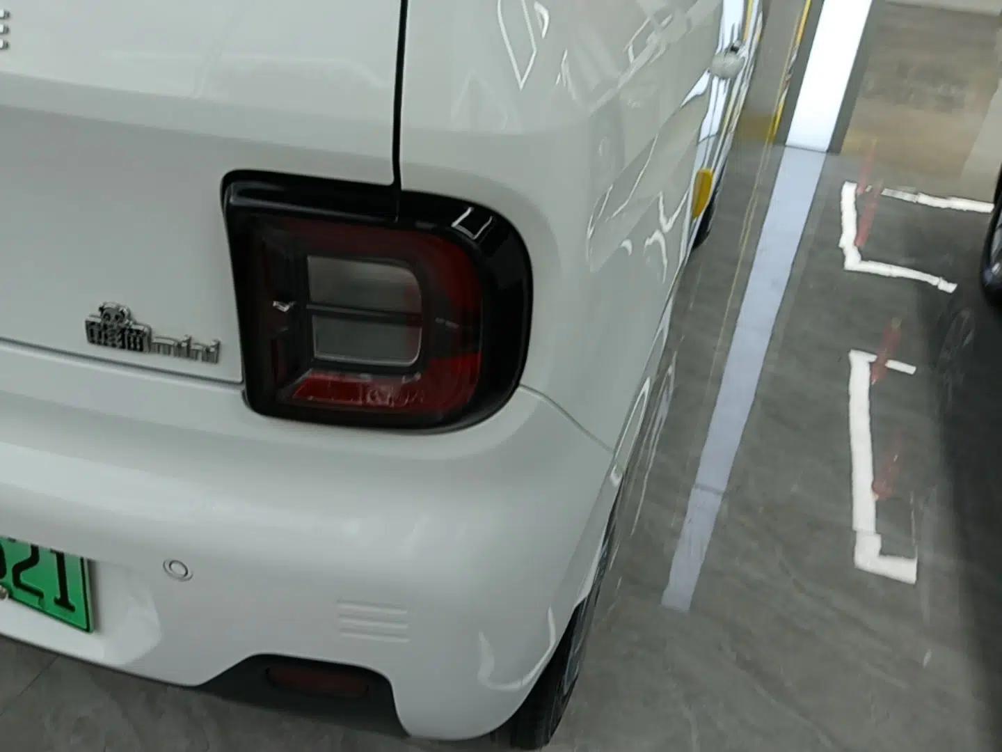 Geely Galaxy Panda 2024 Panda Mini 200km Endurance Bear — миниатюра 9