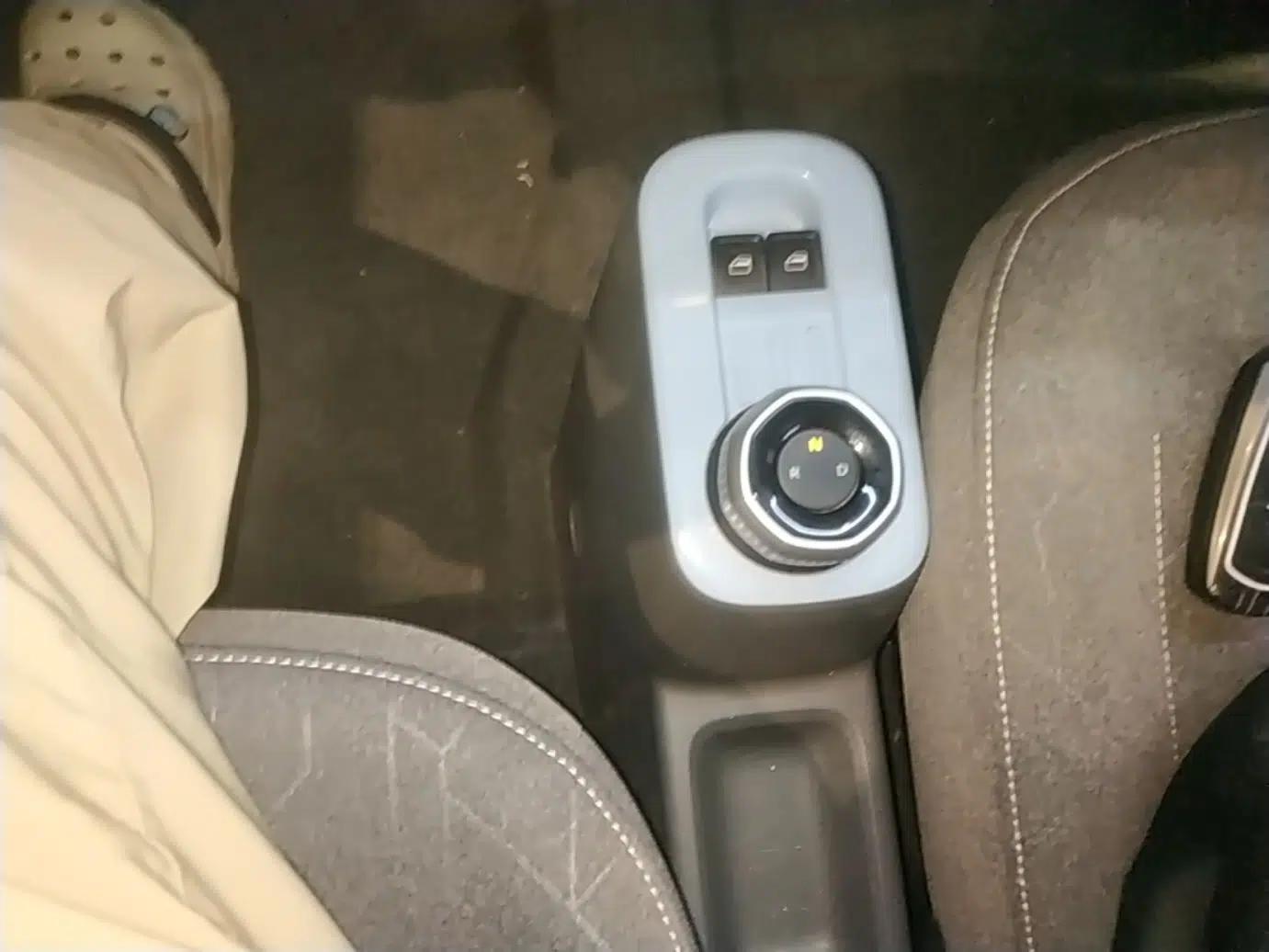 Geely Galaxy Panda 2024 Panda Mini 200km Endurance Bear — миниатюра 16