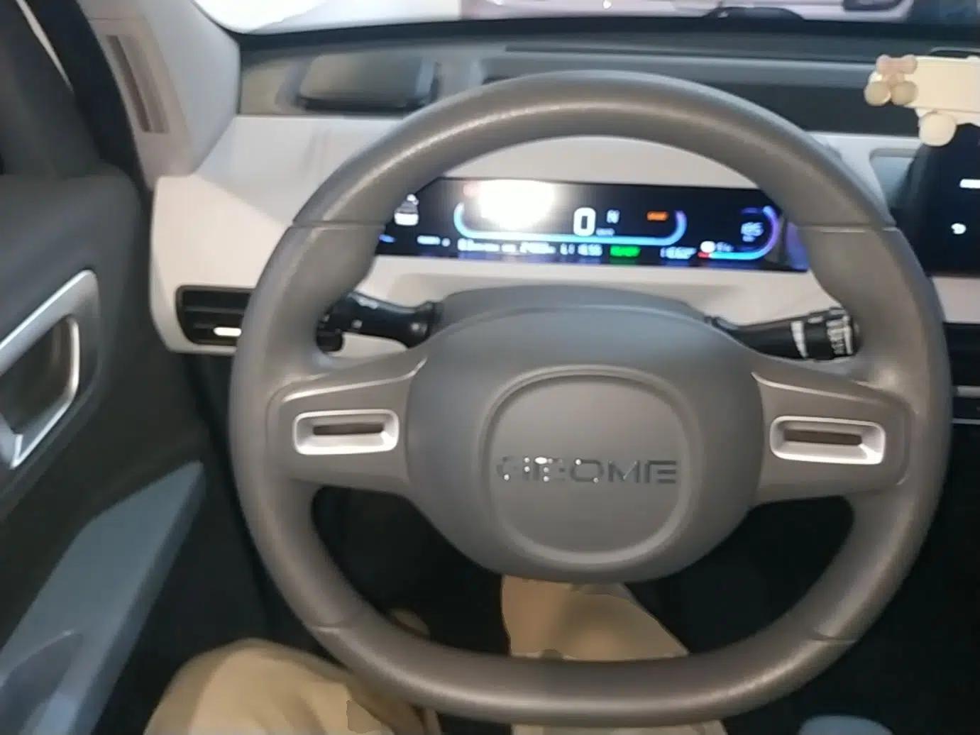 Geely Galaxy Panda 2023 Panda Mini 200km Endurance Bear — миниатюра 13