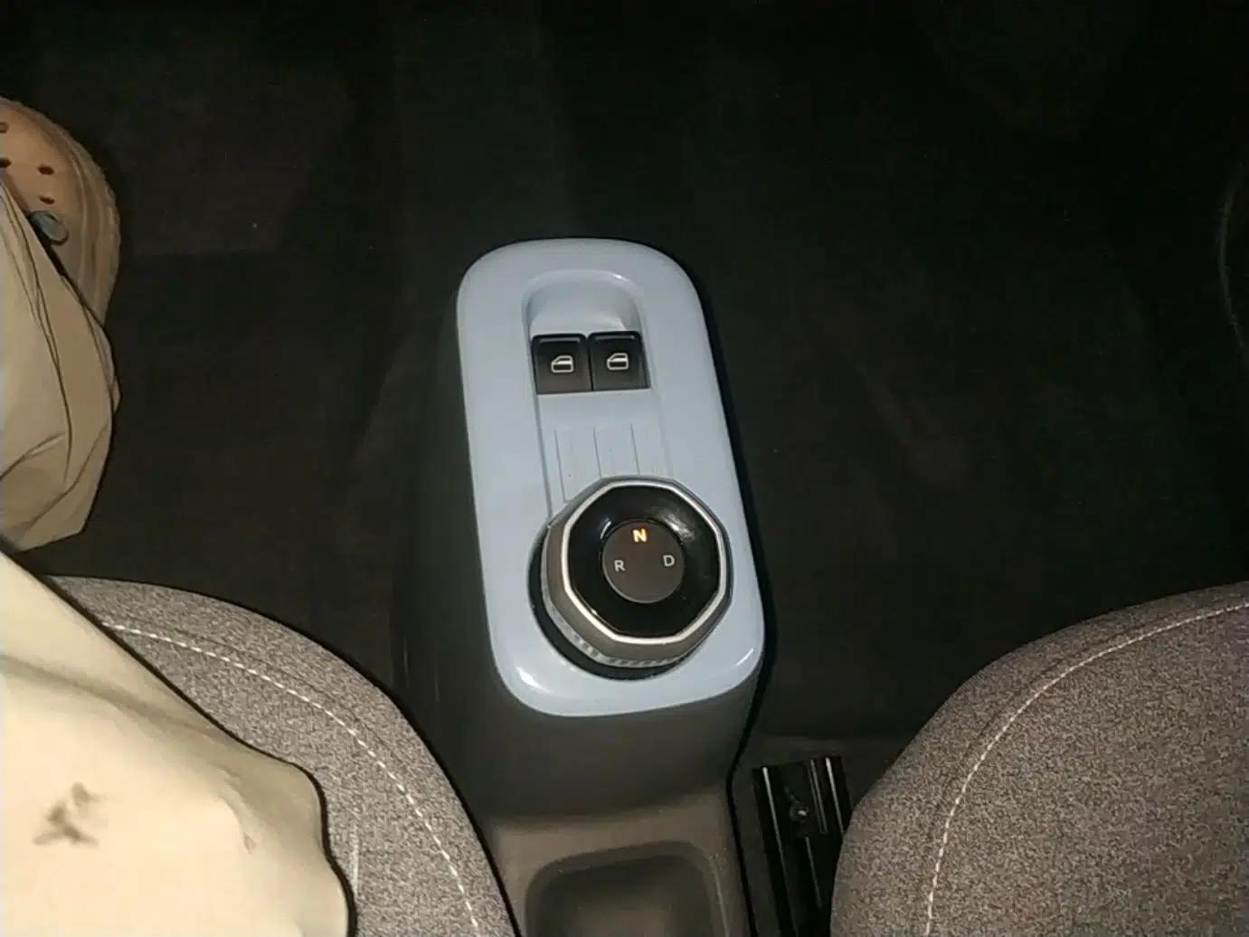 Geely Galaxy Panda 2023 Panda Mini 200km Endurance Bear — миниатюра 16