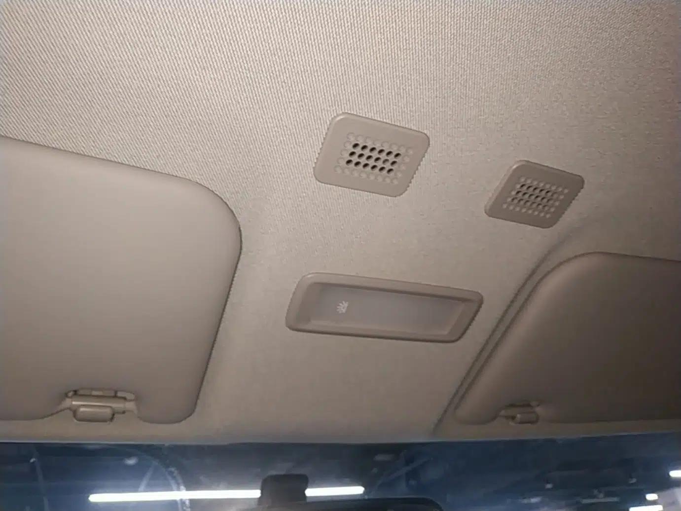Geely Galaxy Panda 2023 Panda Mini 200km Endurance Bear — миниатюра 21