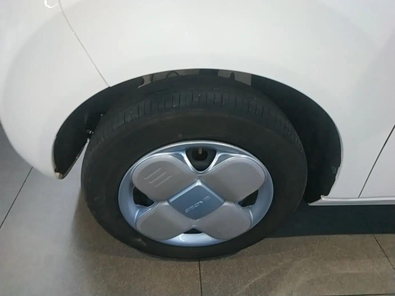 Geely Galaxy Panda 2023 Panda Mini 200km Endurance Bear — миниатюра 10