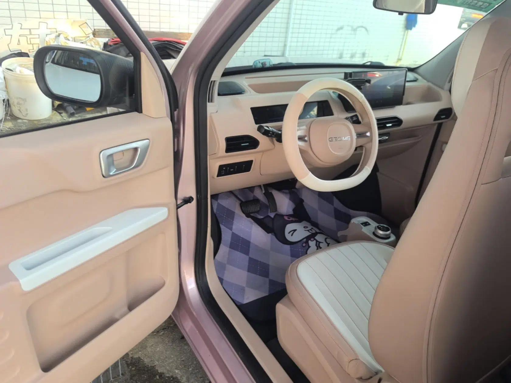 Geely Galaxy Panda 2024 Panda Mini 200km Dragon Edition — миниатюра 23
