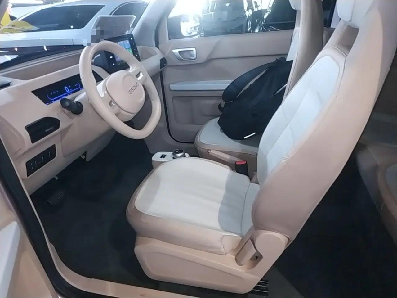Geely Galaxy Panda 2024 Panda Mini 200km Longteng PRO Edition — миниатюра 17