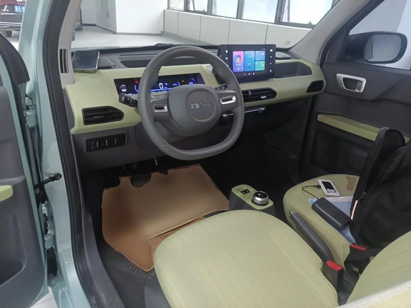 Geely Galaxy Panda 2024 Panda Mini 200km Endurance Bear — миниатюра 12