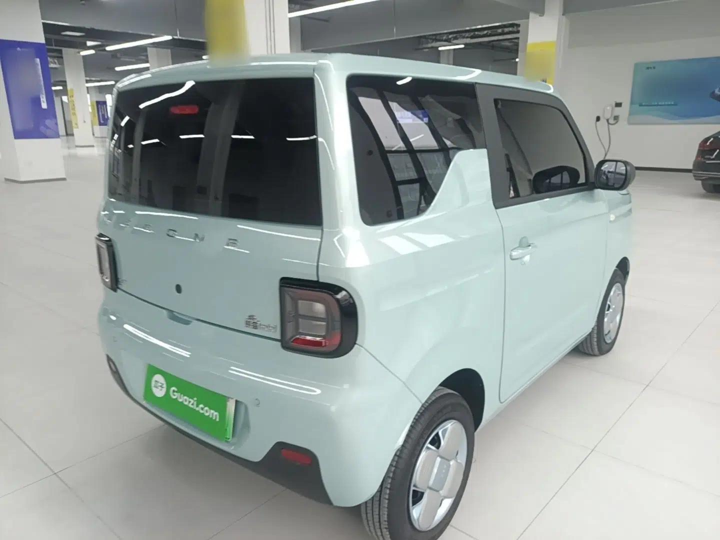 Geely Galaxy Panda 2024 Panda Mini 200km Endurance Bear — миниатюра 6