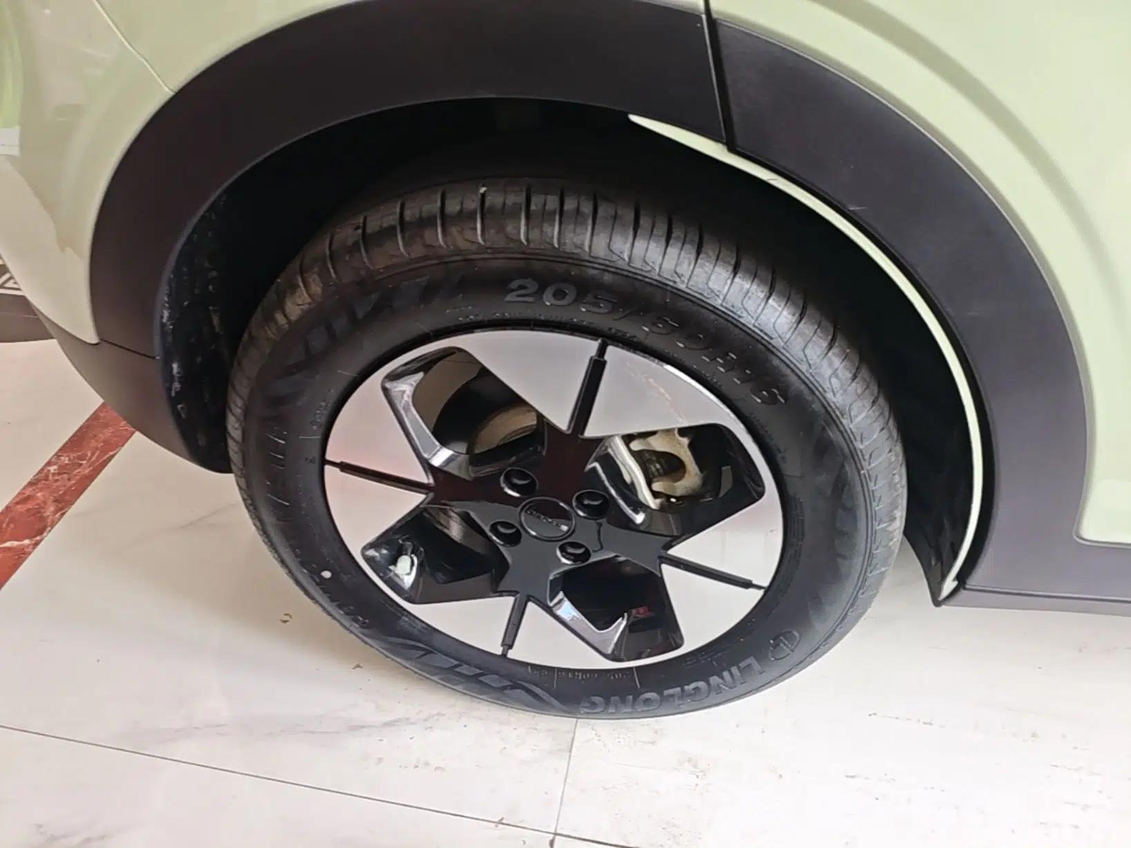 Geely Galaxy Geome 2025 310km Dream Edition — миниатюра 11