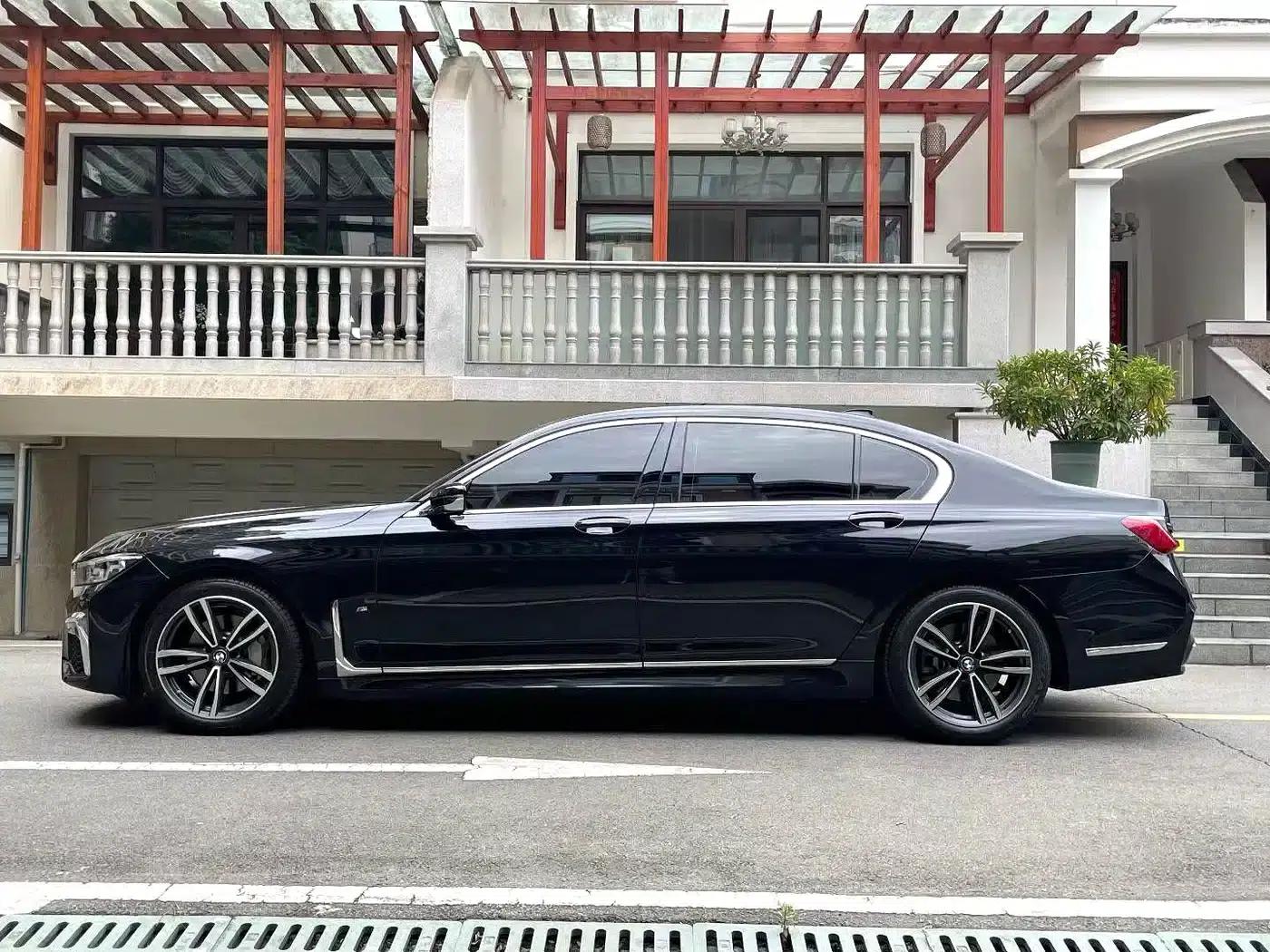 2021 BMW 7 Series 730Li M Sport Package — миниатюра 3