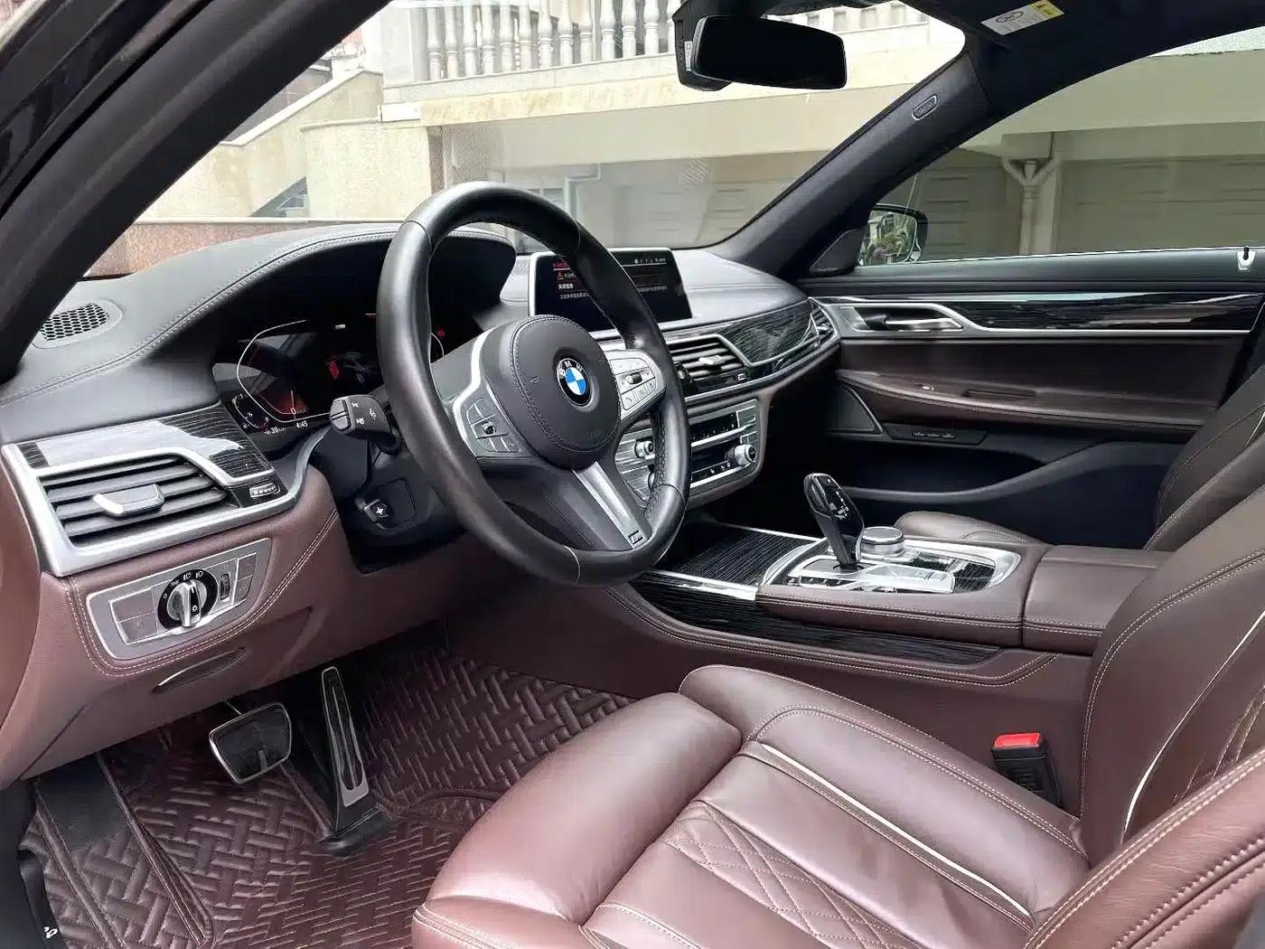 2021 BMW 7 Series 730Li M Sport Package — миниатюра 4