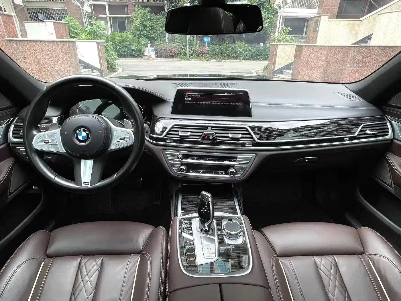 2021 BMW 7 Series 730Li M Sport Package — миниатюра 5