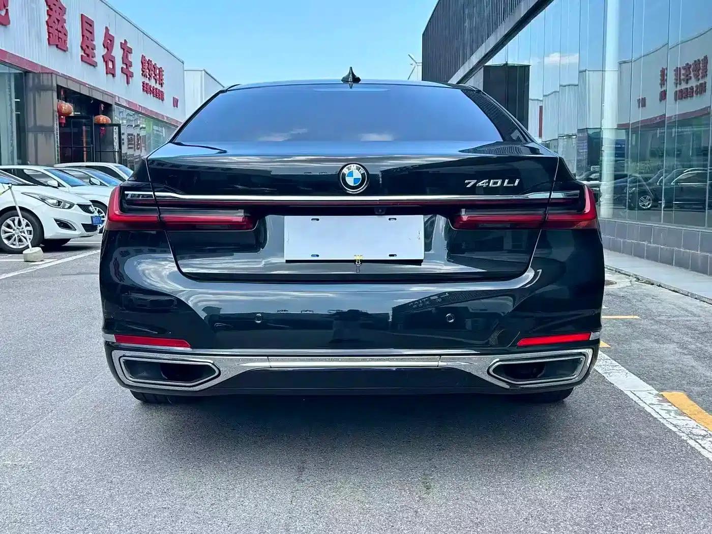 2019 BMW 7 Series 730Li Luxury Package — миниатюра 11