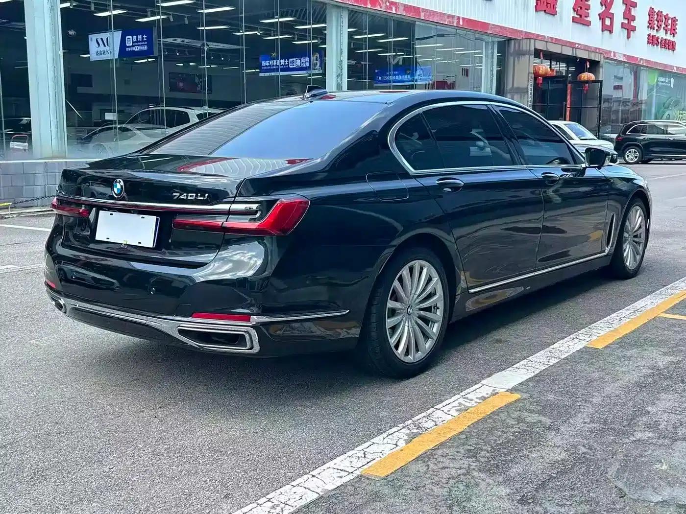 2019 BMW 7 Series 730Li Luxury Package — миниатюра 9