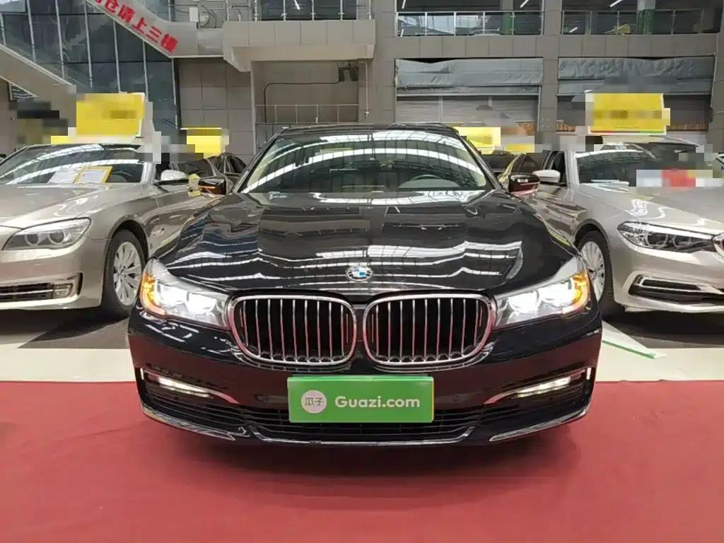 2017 BMW 7 Series 730Li Leading Edition — миниатюра 3