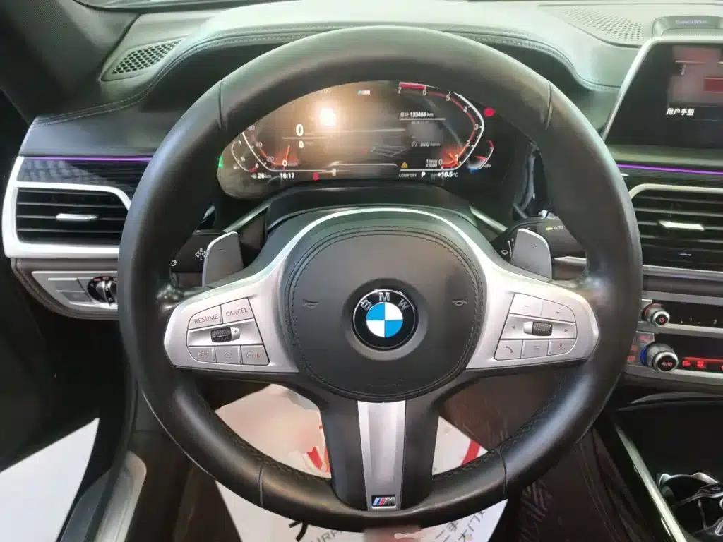 2019 BMW 7 Series Facelift 730Li M Sport Package — миниатюра 3