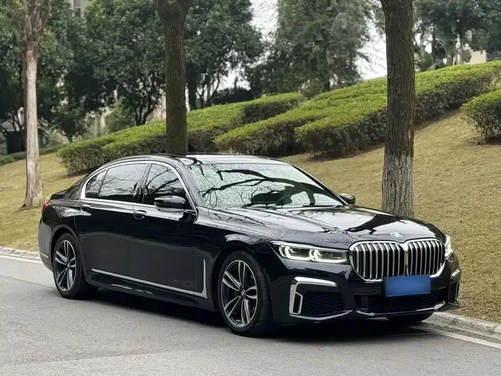 2019 BMW 7 Series Facelift 730Li M Sport Package — миниатюра 23