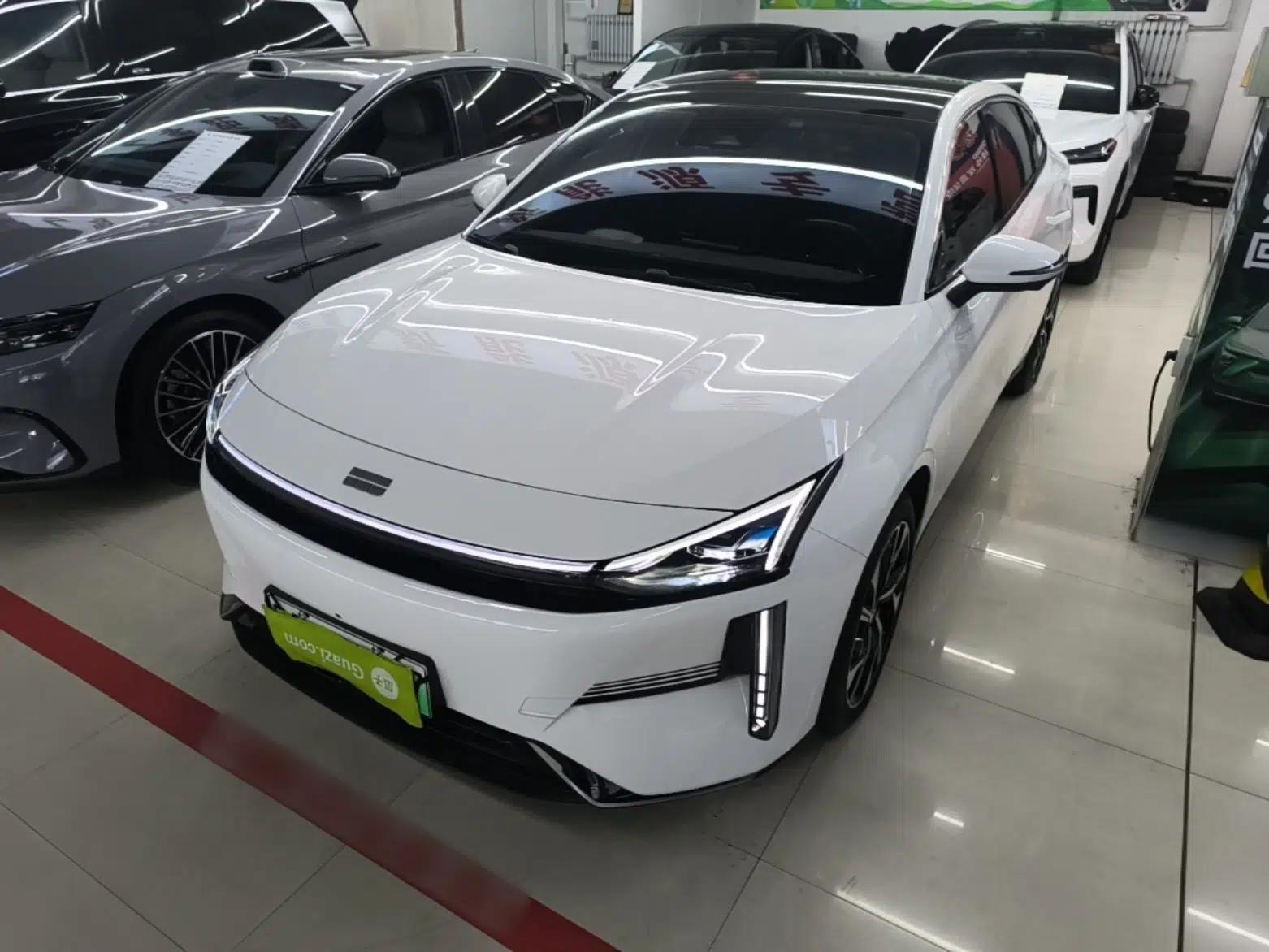 Geely Galaxy L6 2024 125km Creative Edition — миниатюра 1