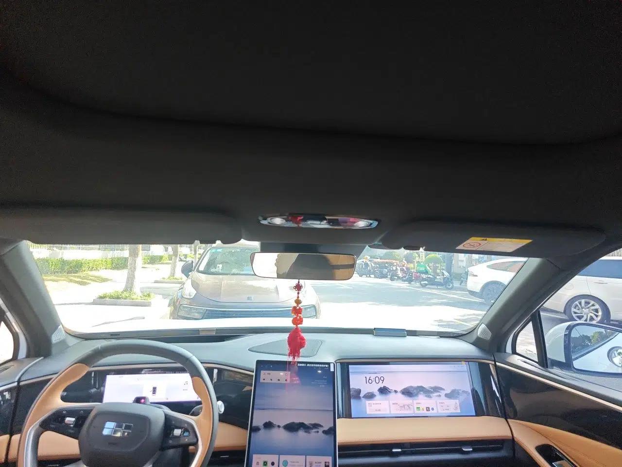 Geely Galaxy L7 2023 1.5T 115 km Asian Games Phantom Edition — миниатюра 18