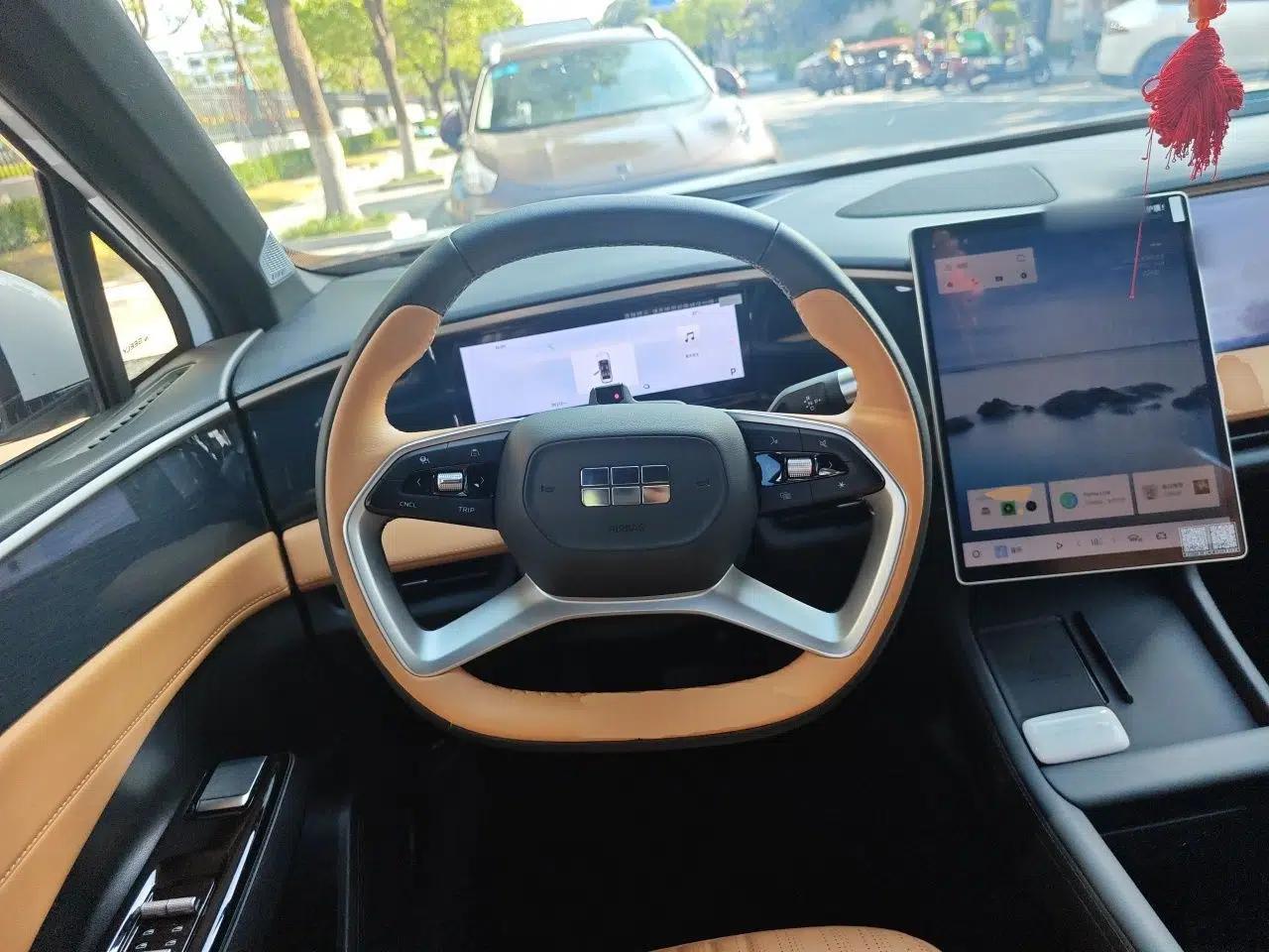 Geely Galaxy L7 2023 1.5T 115 km Asian Games Phantom Edition — миниатюра 10