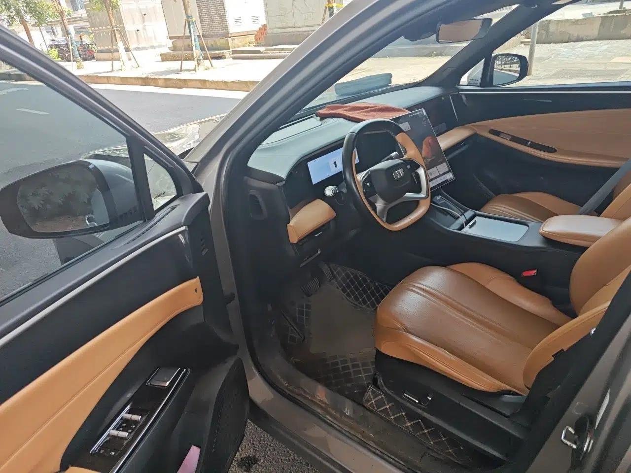 Geely Galaxy L7 2024 1.5T 115 km PLUS Dragon Edition — миниатюра 16