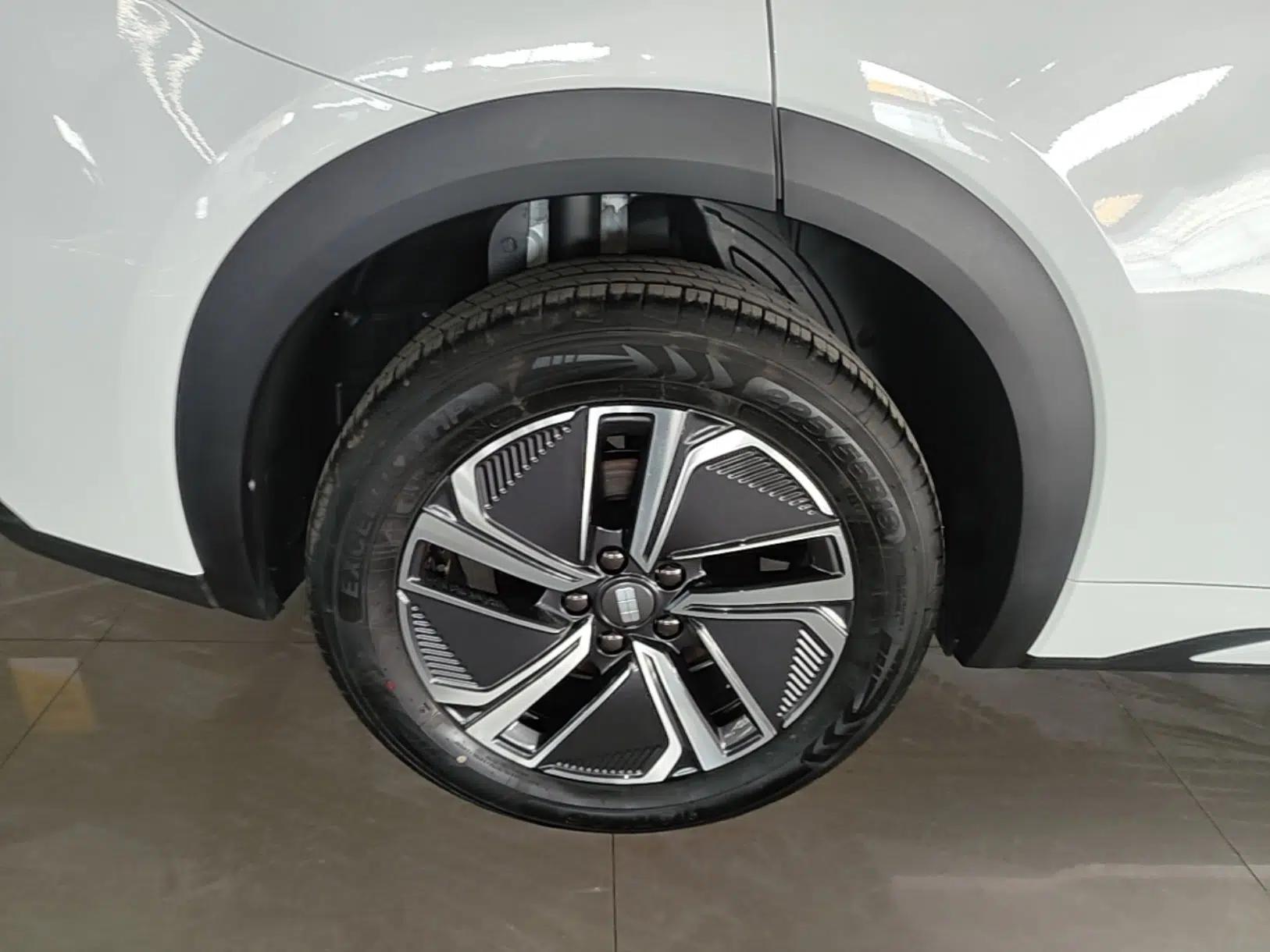 Geely Galaxy Xingjian 7 EM-i 2025 120km Exploration+ Version — миниатюра 11