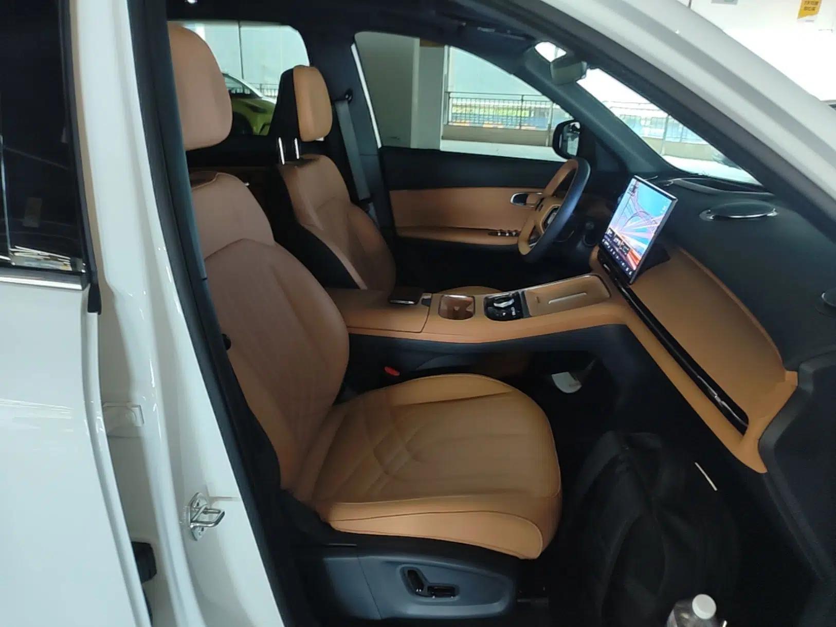 Geely Galaxy Xingjian 7 EM-i 2025 120km Exploration+ Version — миниатюра 19