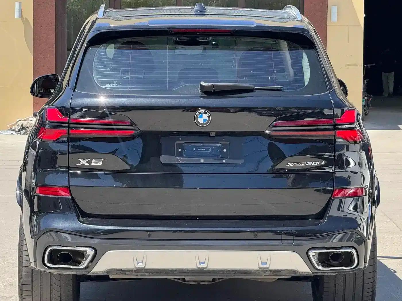 BMW X5 2023 xDrive 30Li Luxury M Sport Package — миниатюра 7