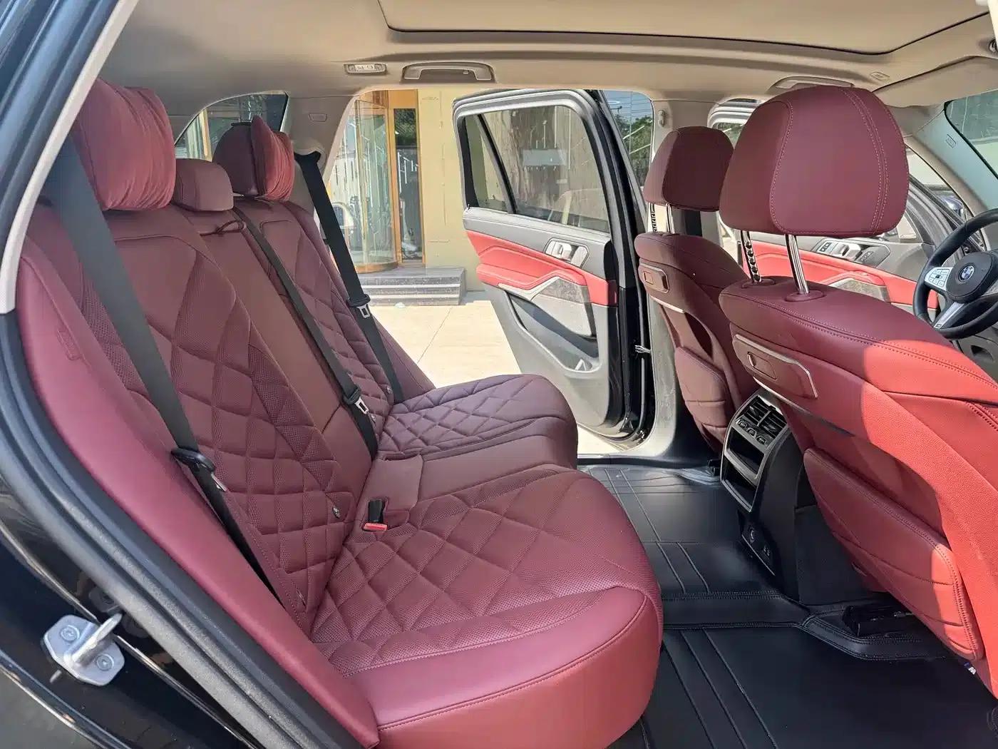 BMW X5 2023 xDrive 30Li M Sport Shadow Edition — миниатюра 15