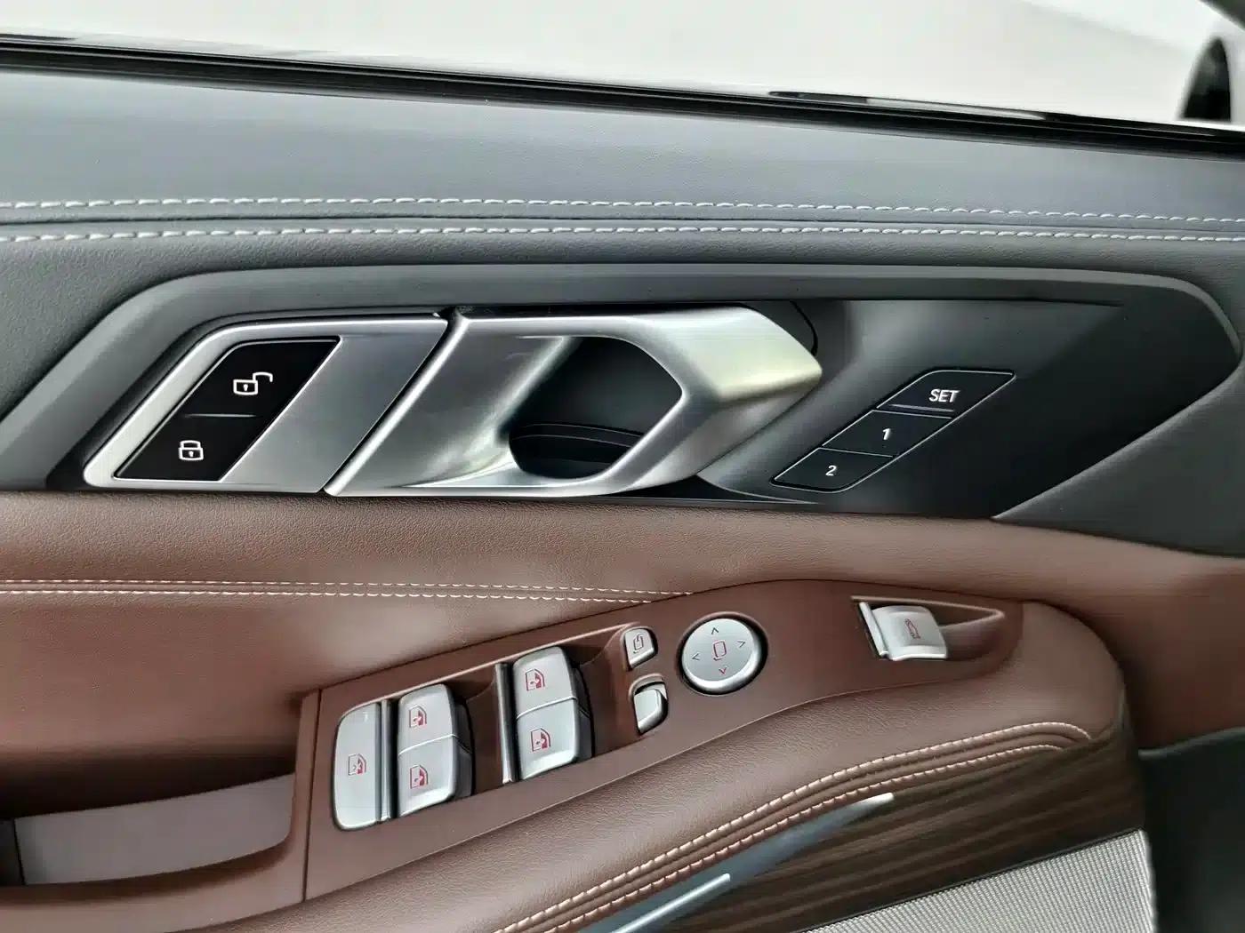 2023 BMW X5 xDrive 40Li M Sport Package — миниатюра 13