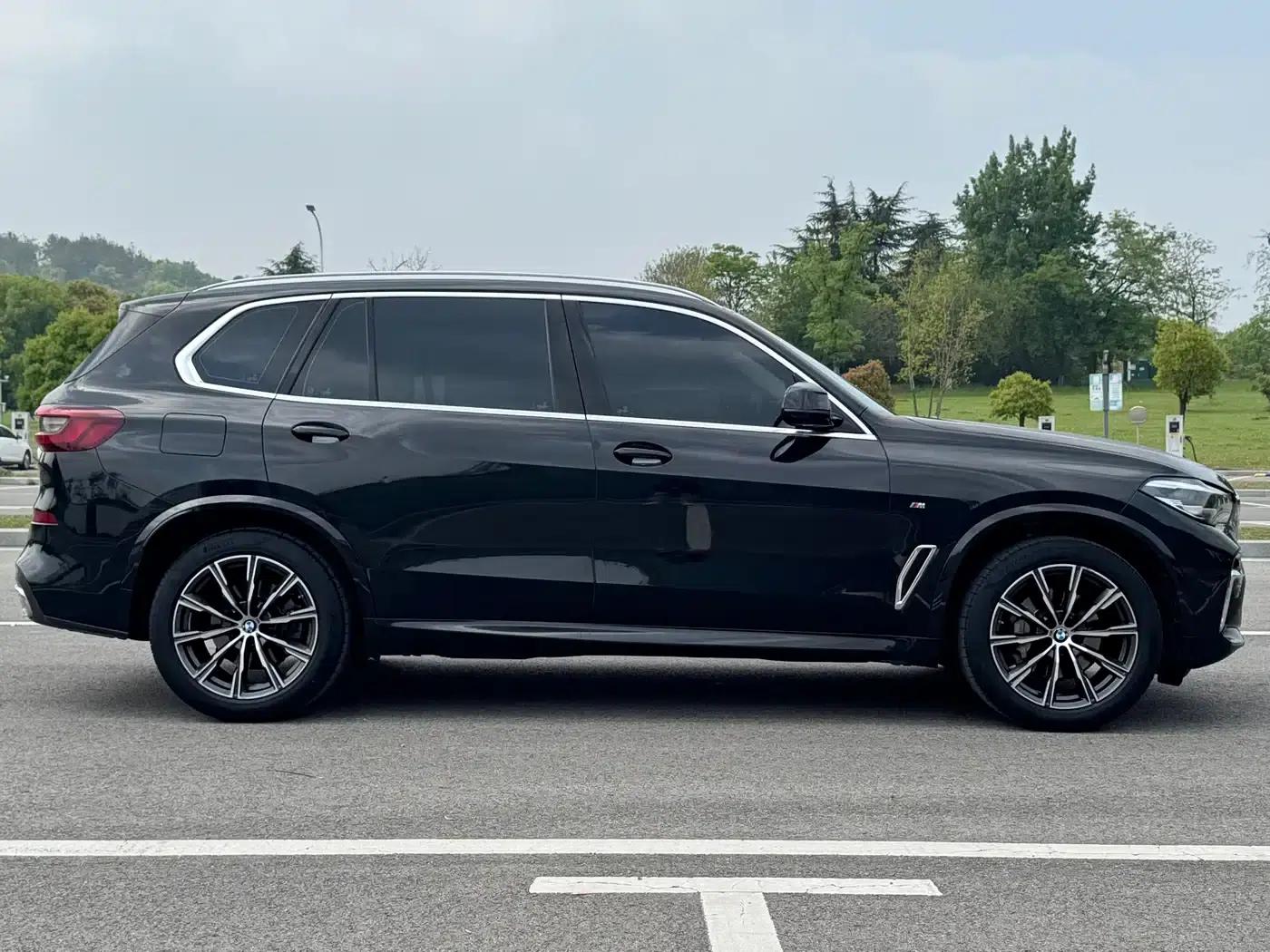 BMW X5 2022 Facelift xDrive 30Li M Sport Package — миниатюра 7