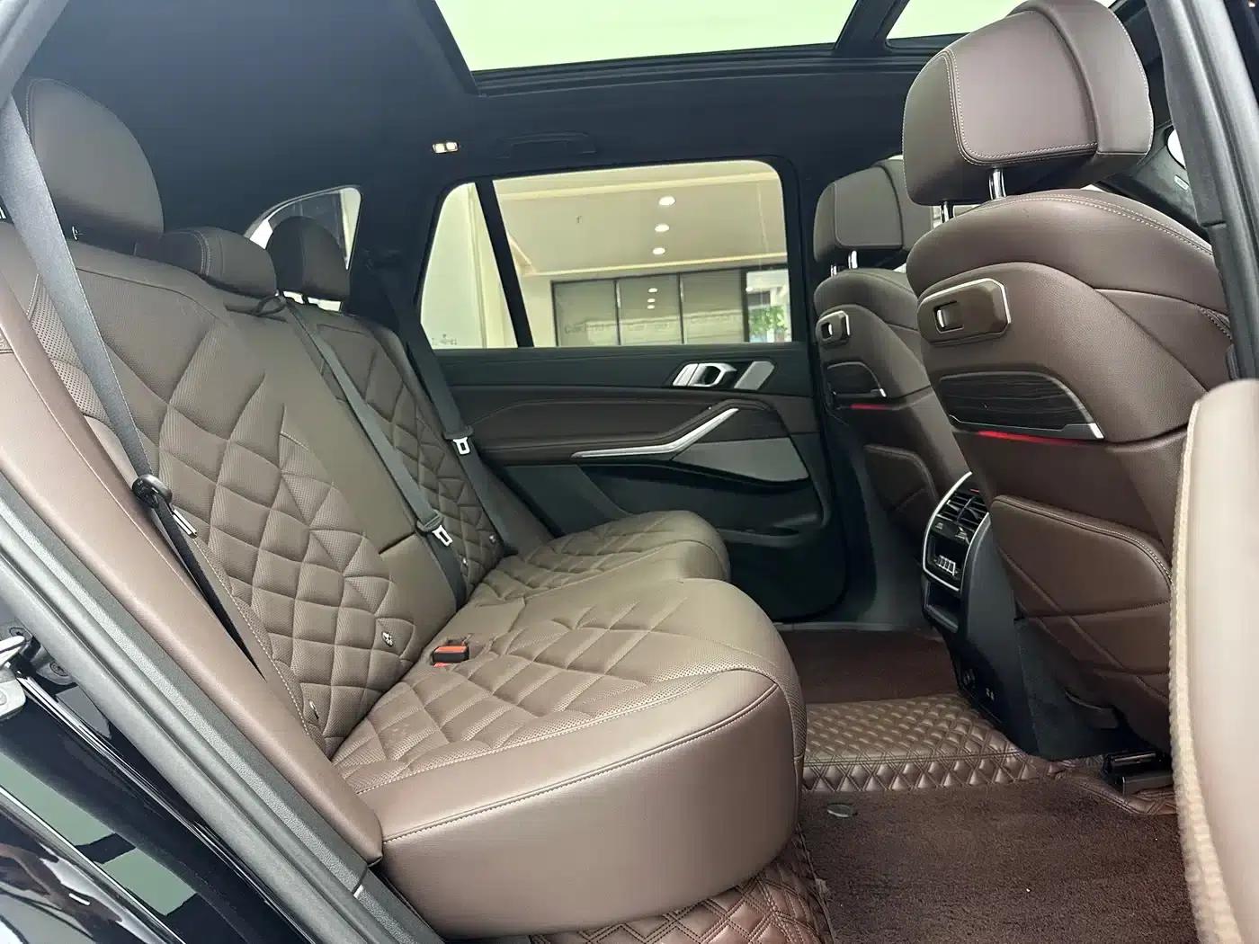 2023 BMW X5 xDrive 40Li M Sport Package — миниатюра 18