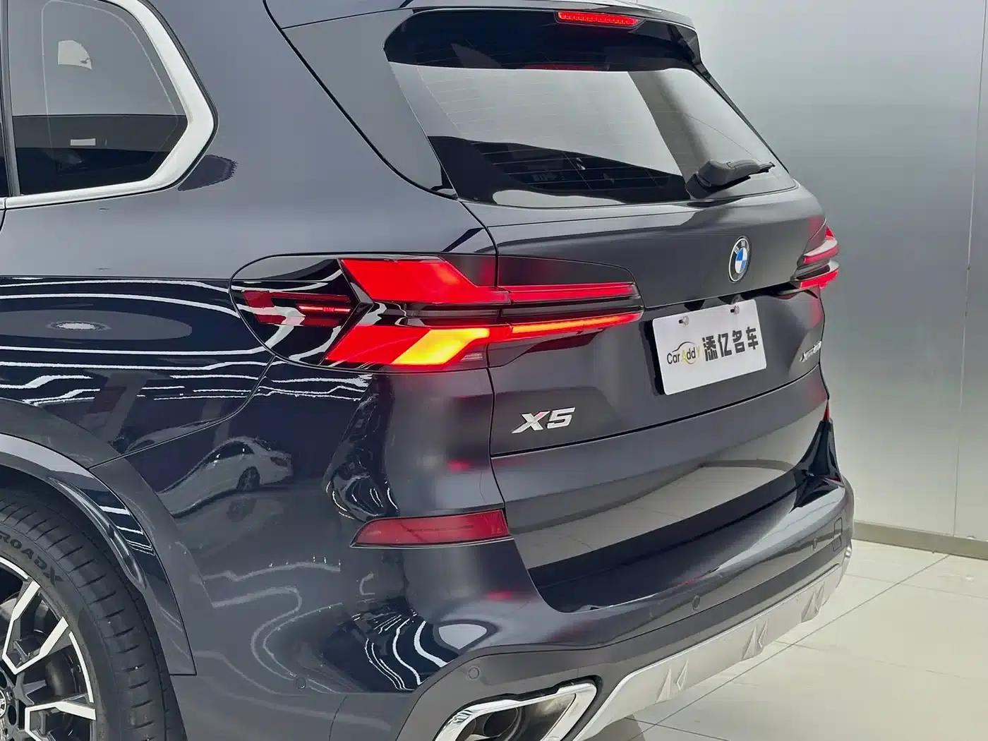 2023 BMW X5 xDrive 40Li M Sport Package — миниатюра 7
