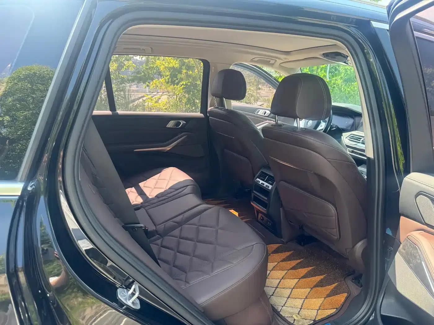 BMW X5 2023 xDrive 30Li M Sport Package — миниатюра 9