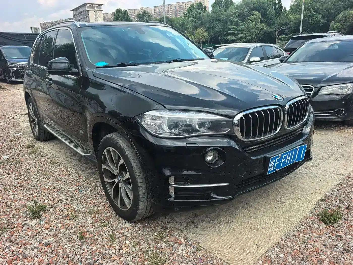 BMW X5 (Imported) 2017 xDrive28i — миниатюра 2