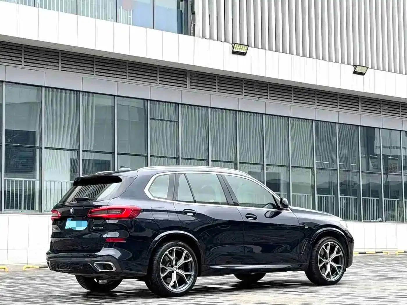 2019 BMW X5 Imported xDrive40i Luxury M Sport Package — миниатюра 4