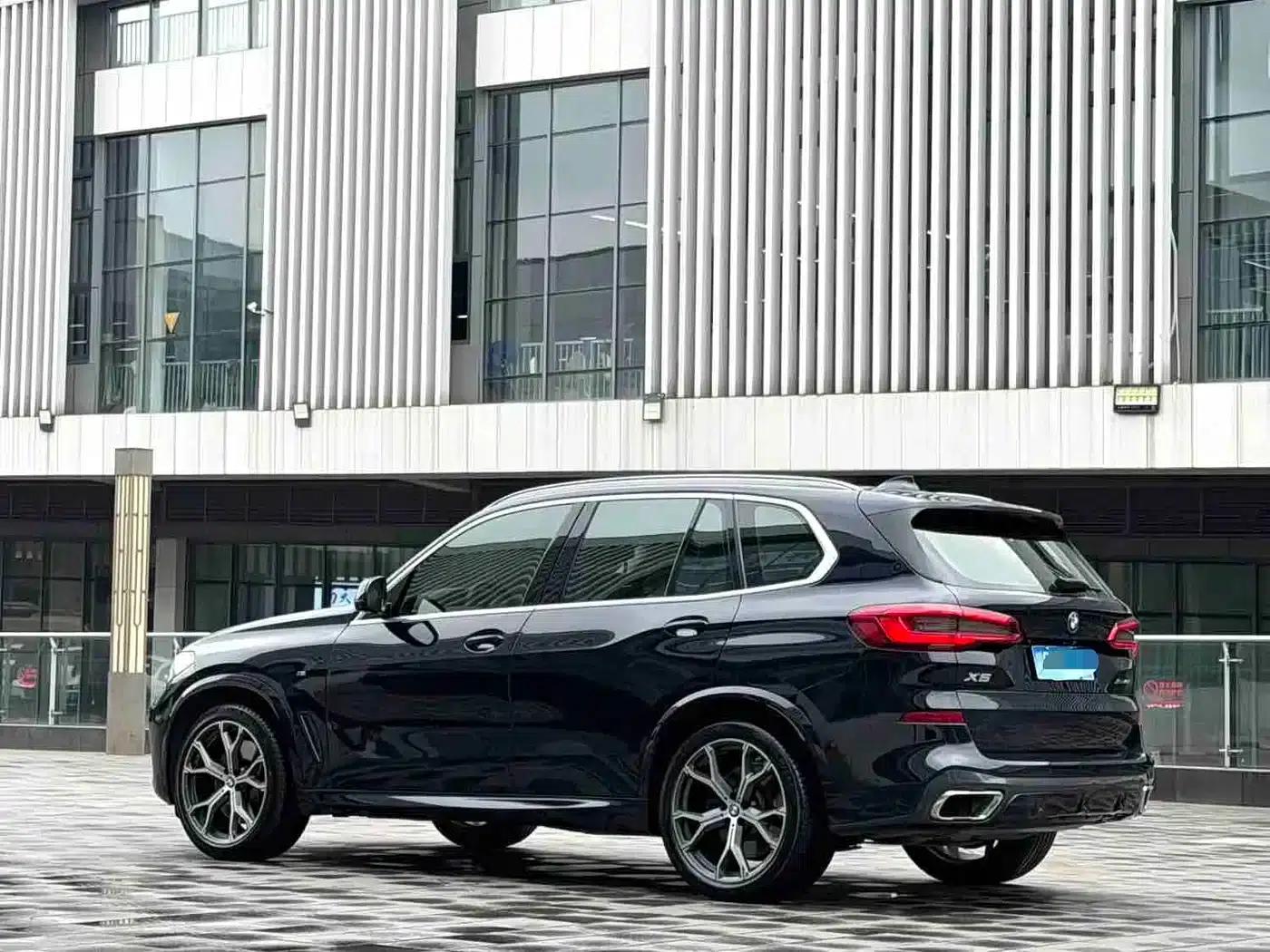 2019 BMW X5 Imported xDrive40i Luxury M Sport Package — миниатюра 6