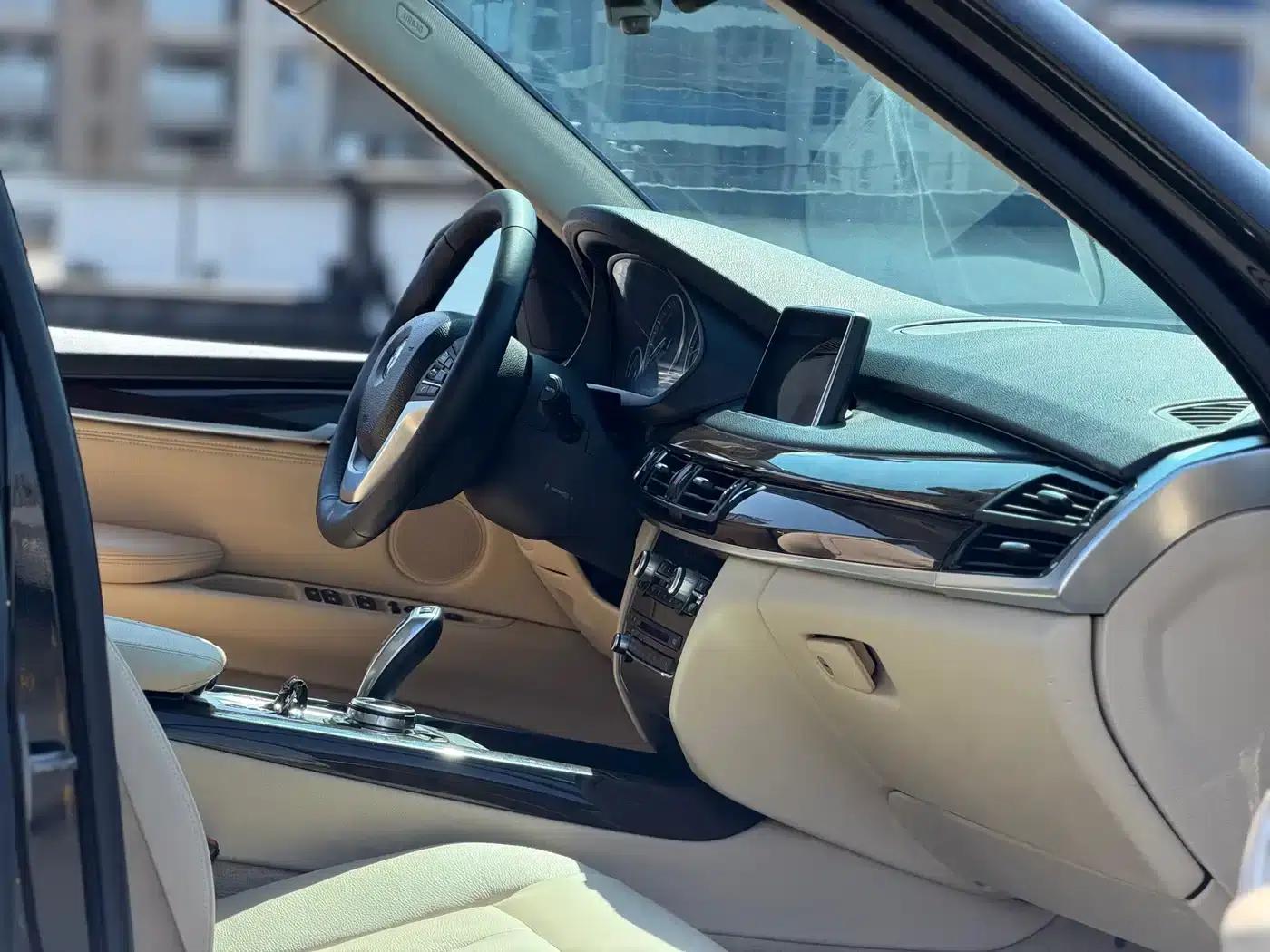 2014 BMW X5 xDrive35i Luxury (Imported) — миниатюра 13