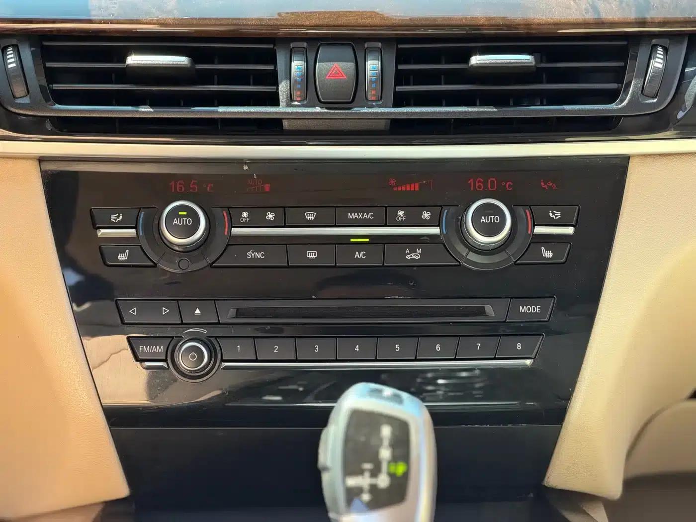 2014 BMW X5 xDrive35i Luxury (Imported) — миниатюра 17