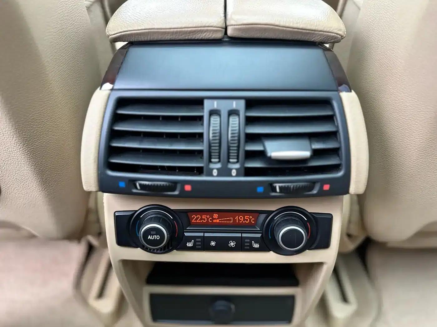 2008 BMW X5 Imported xDrive48i Leading Edition — миниатюра 17