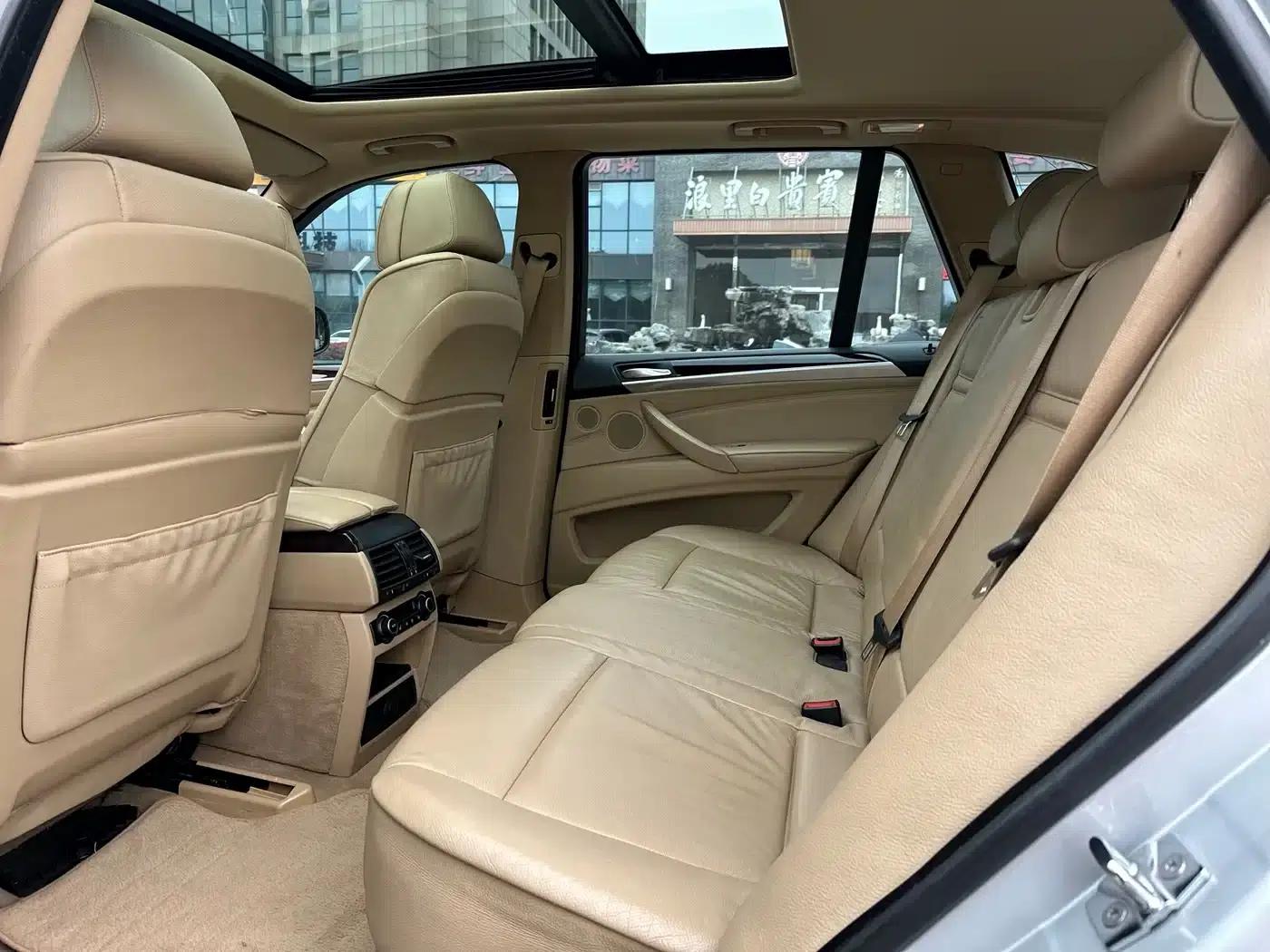 2008 BMW X5 Imported xDrive48i Leading Edition — миниатюра 9