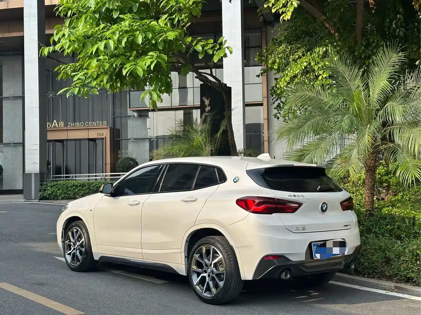 BMW X2 2023 sDrive 25i Shining Edition — миниатюра 6