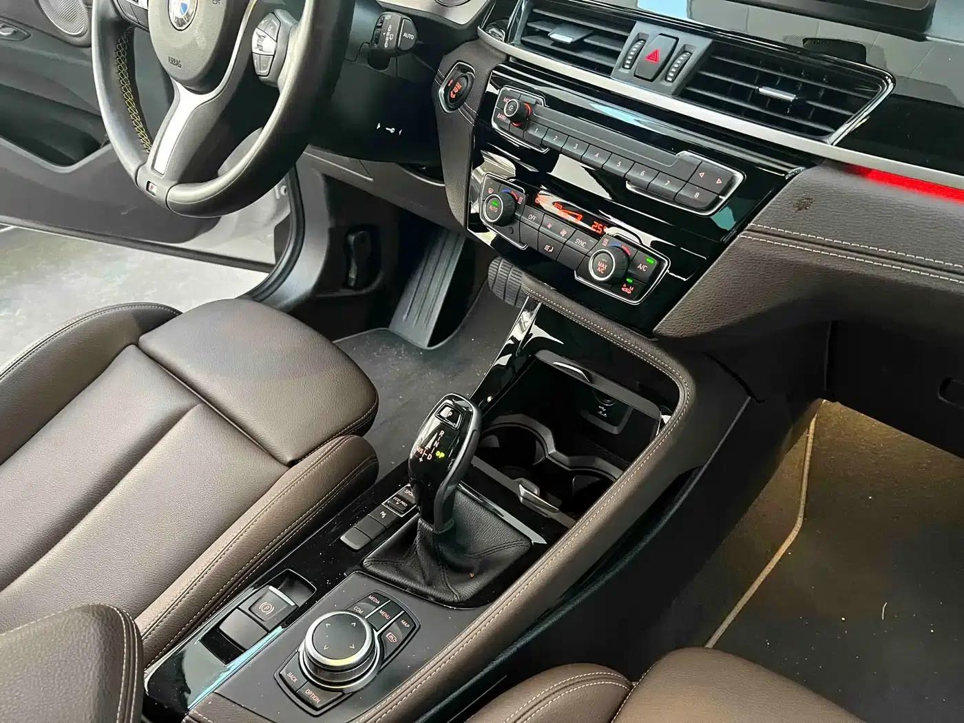 BMW X2 2023 sDrive25i M Sport Package — миниатюра 11