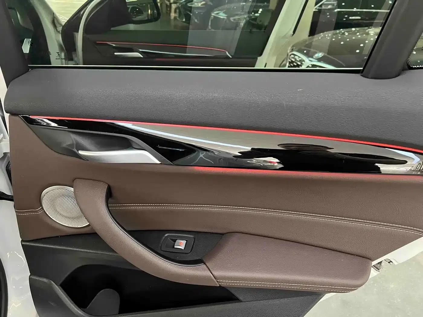 BMW X2 2023 sDrive25i M Sport Package — миниатюра 12
