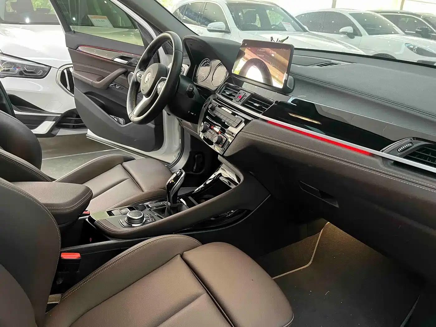 BMW X2 2023 sDrive25i M Sport Package — миниатюра 5