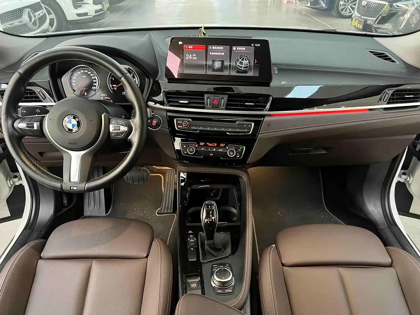 BMW X2 2023 sDrive25i M Sport Package — миниатюра 7