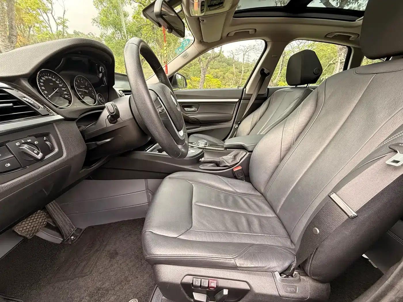 BMW 3 Series GT 2013 320i Luxury Design Package — миниатюра 4