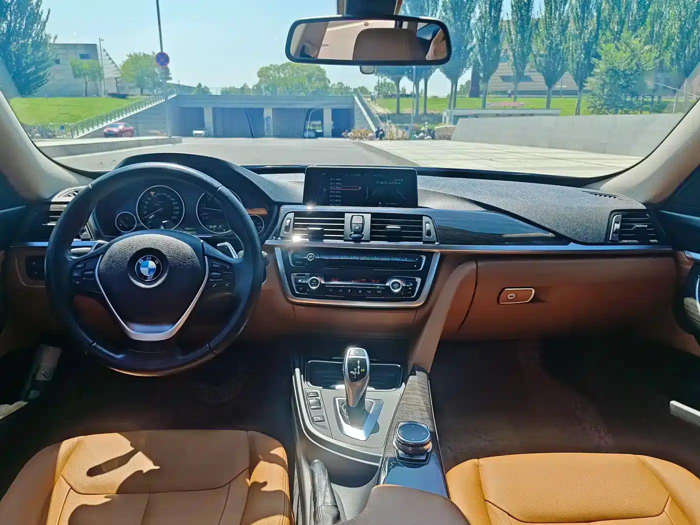 2014 BMW 3 Series GT 328i Design Package — миниатюра 9
