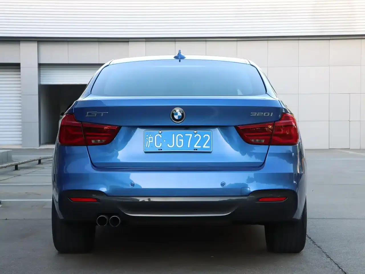 BMW 3 Series GT 2018 320i Fashion Edition — миниатюра 3