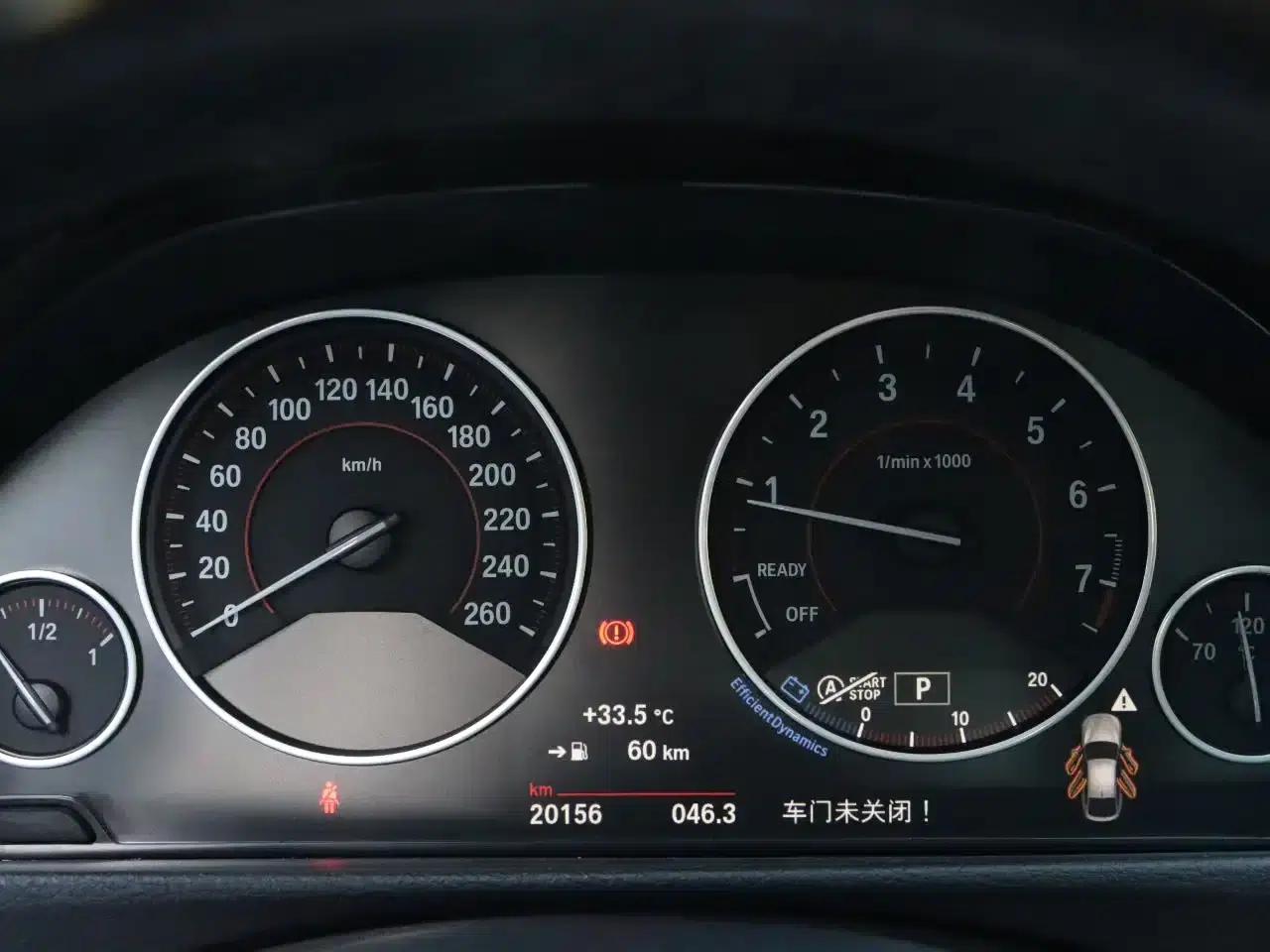 BMW 3 Series GT 2018 320i Fashion Edition — миниатюра 8