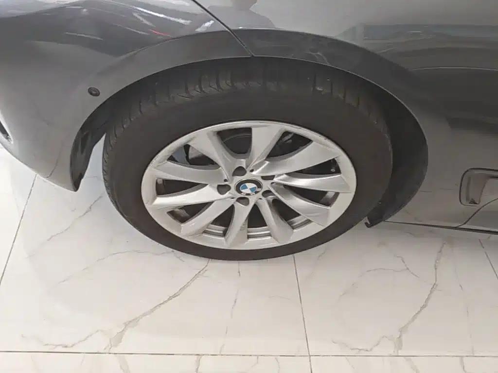 BMW 3 Series GT 2019 320i Fashion Edition — миниатюра 23
